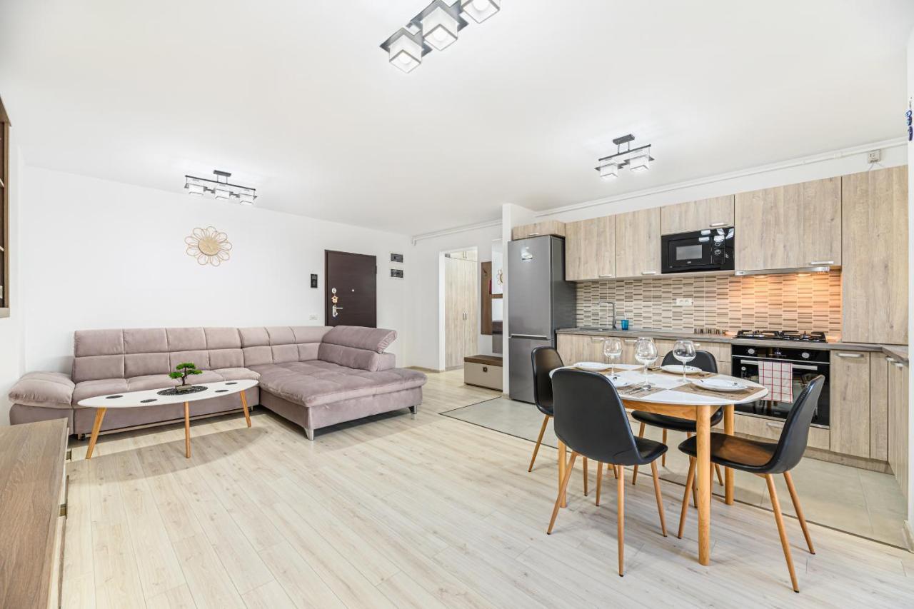 Cozy Apartment With View Brasov Sign Екстер'єр фото